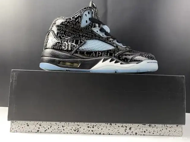 Rep Onekick 5 Doernbecher Jordan Retro AIR 633068-010 0404